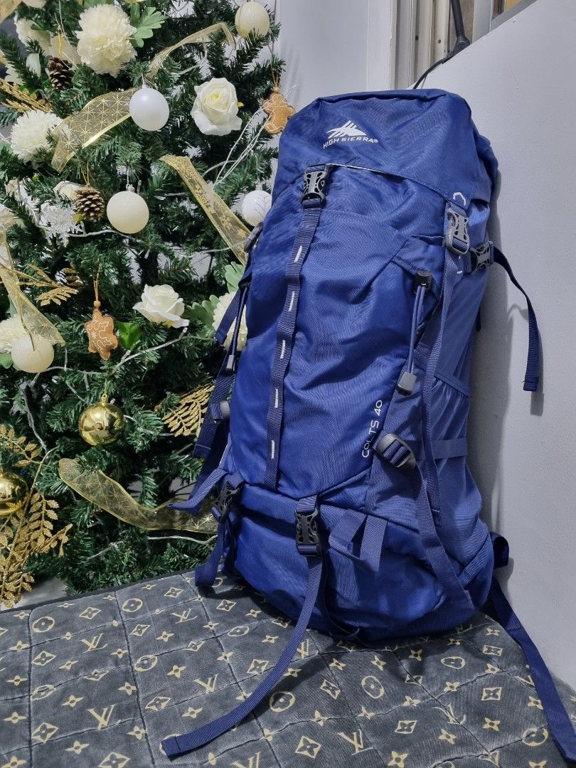 Brand New High Sierra COLTS Framepack 40L with Raincover Blue