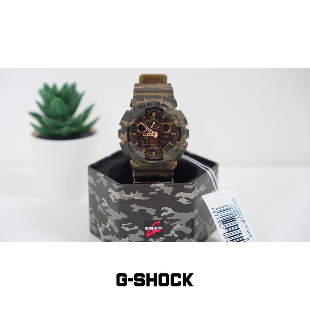 CASIO 卡西歐G-SHOCK 超人氣潮流迷彩設計腕錶-GA-100CM-5ADR 99.99成新