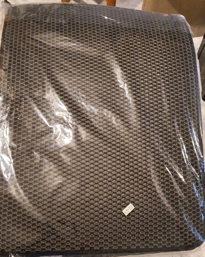 Cat litter trap, Pet Supplies, Homes & Other Pet Accessories on Carousell