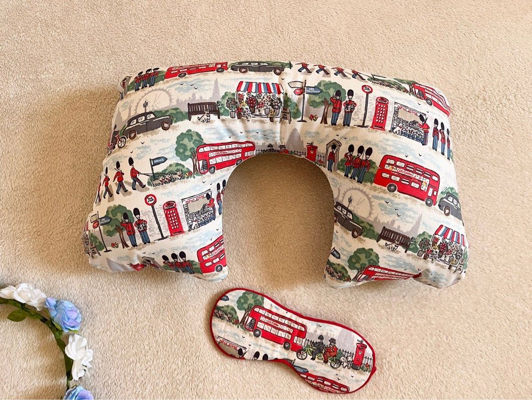 Cath Kidston eye mask travel pillow set