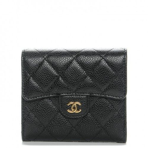 Chanel Compact wallet Caviar (Category: Luxury Bags & Wallets) located in Zamboanga. Submitted by Clairey03 (Listing ID 1193210513, Image 1). Description: Chanel Compact wallet Caviar With card and series 27 (new pa) Flaw: tanggal lang zipper.