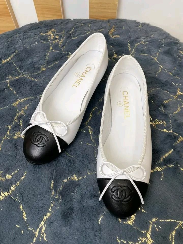 CHANEL Lambskin Cap Toe Ballerina Flats White Black Size EU