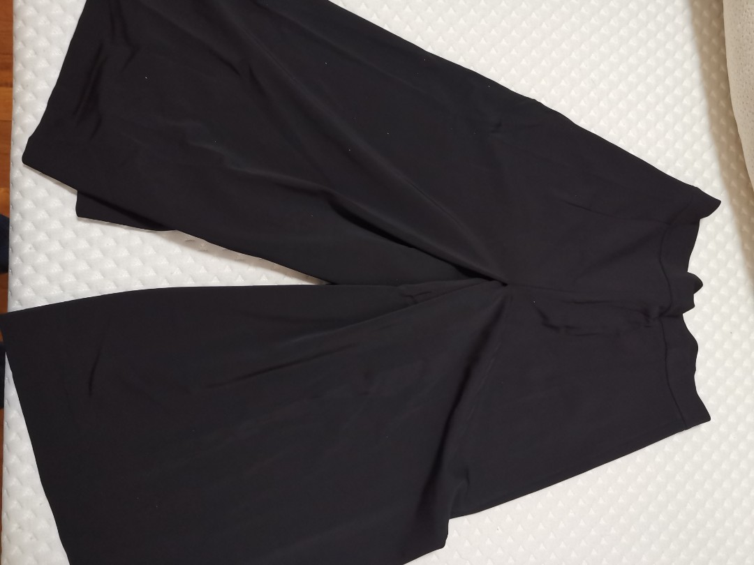 Culottes, Women's Fashion, Bottoms, Other Bottoms on Carousell