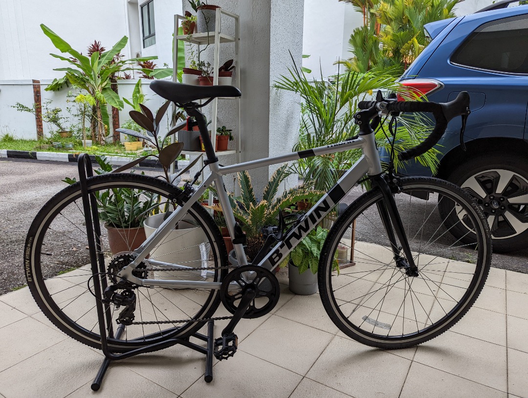 Decathlon Triban 100 Road Bike, Sports Equipment, Bicycles & Parts ...