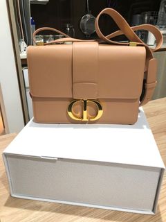 （分類：）位於 。 由 joycelwy 提交（商品編號 1197227735，圖片 1）。簡介： 。