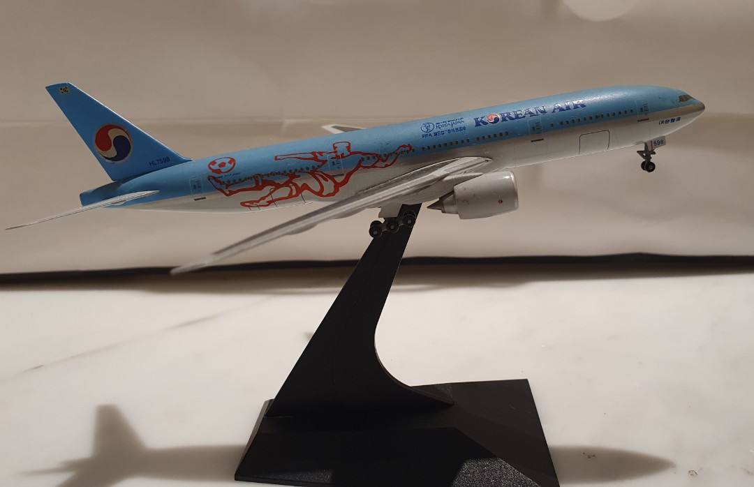 Dragon Wings 1:400 Korean Air Boeing 777-200 Fifa Soccer World Cup