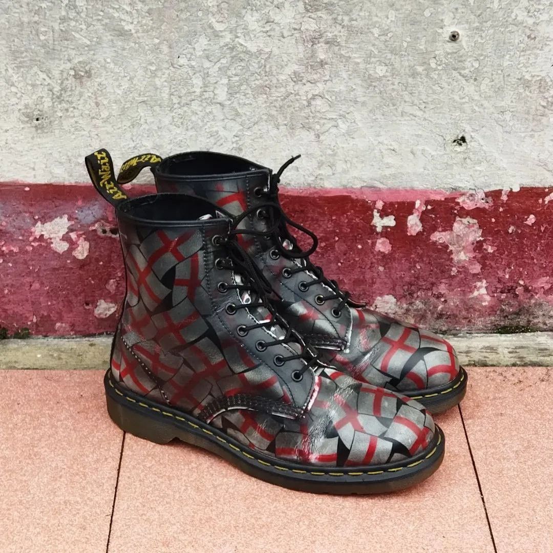 Dr martens clearance st george