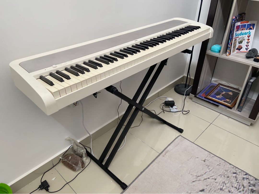 electric piano B1, Hobbies & Toys, Music & Media, Musical