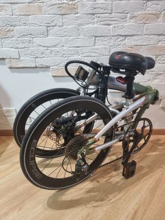**LAST CALL** ELEMENT ECOSMO 10 SPECIAL EDITION SOPHIA LATJUBA (SILVER-GREEN)