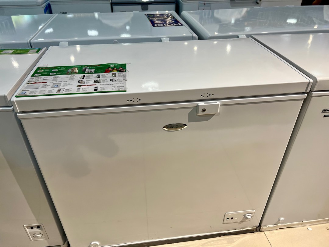 Everest Chest Freezer Inverter/Non Inverter, TV & Home Appliances