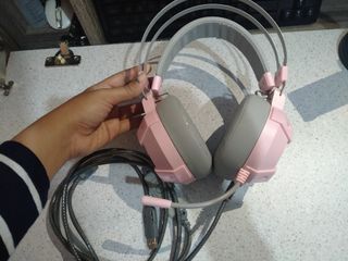 Fantech Headset Headphone Gaming RGB Pink