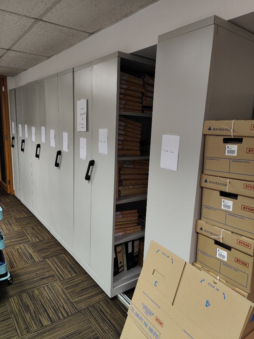 File compactor resale 300/bay 90x40x 210cm, Furniture & Home Living