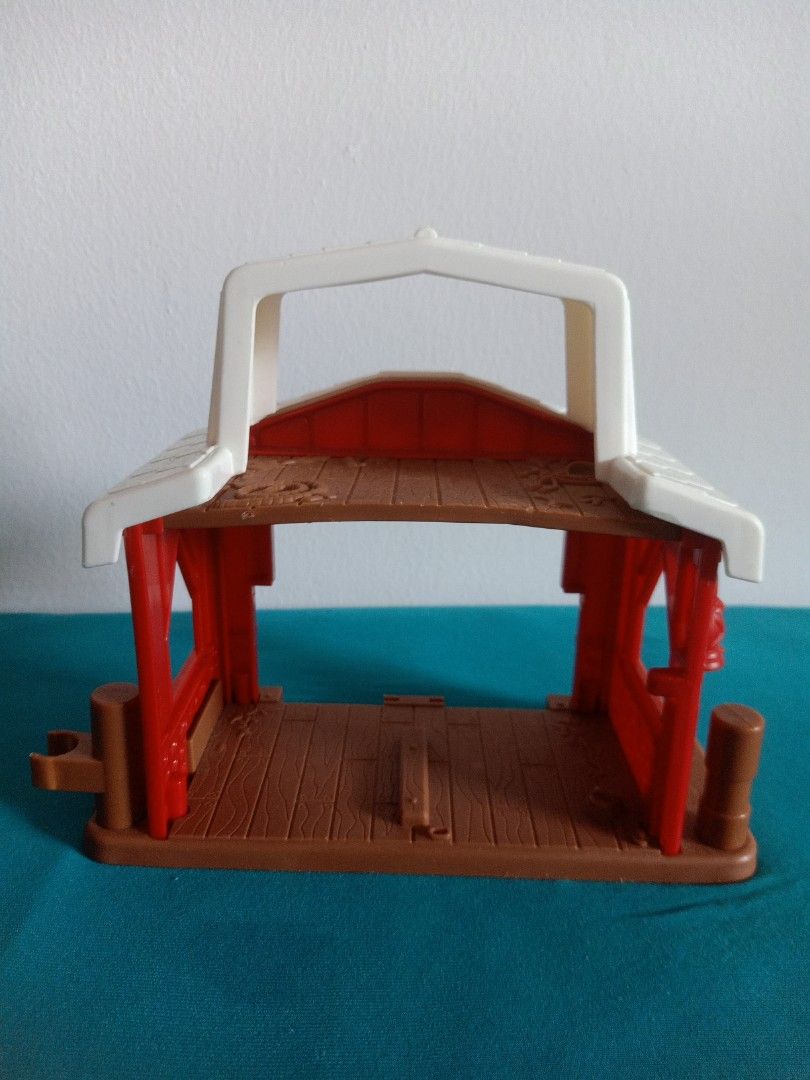 FISHER PRICE Farm House, Hobbies & Toys, Toys & Games on Carousell
