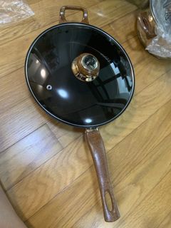 (Category: ) located in . Submitted by afinadj (Listing ID 1197181603, Image 1). Description: .
