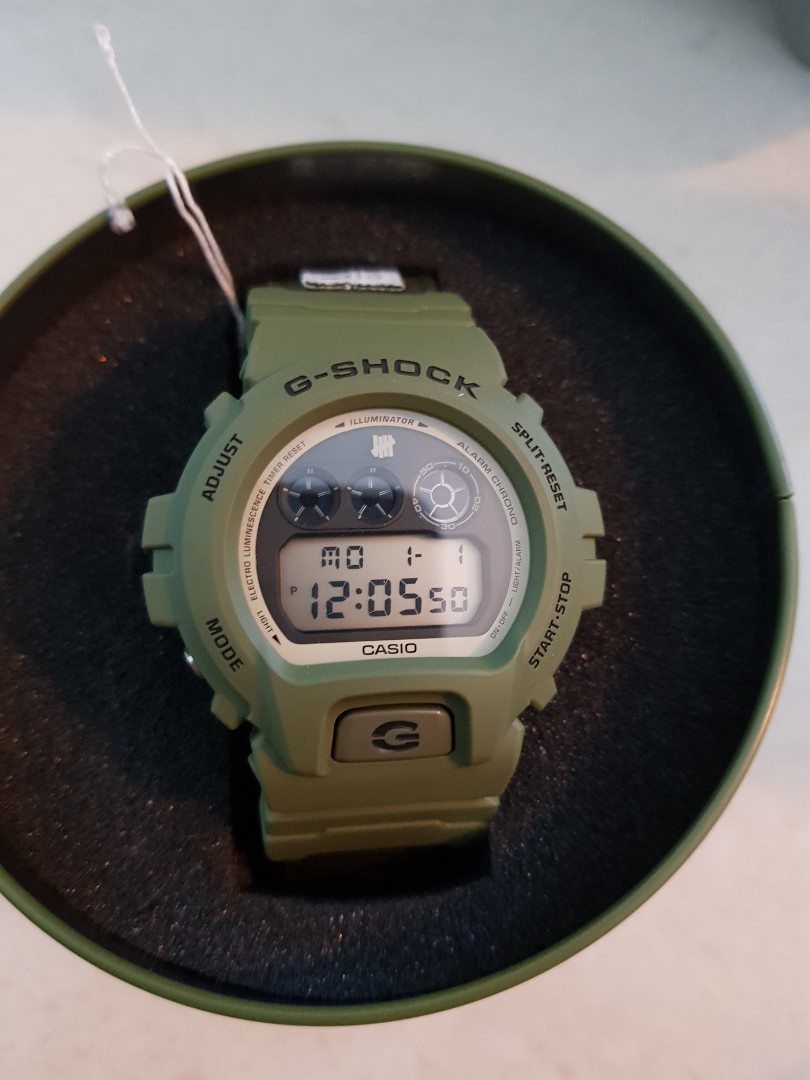 G shock discount x undefeated