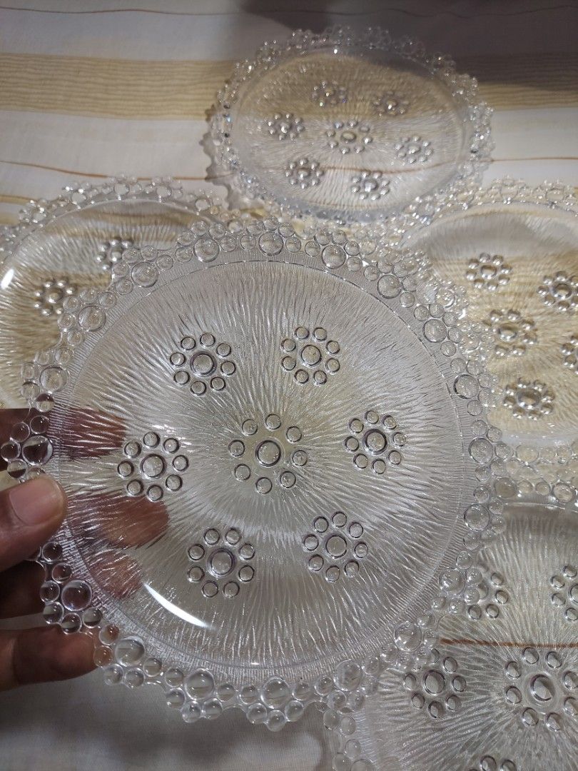 Glass plates.small crystal plate, Furniture & Home Living, Kitchenware