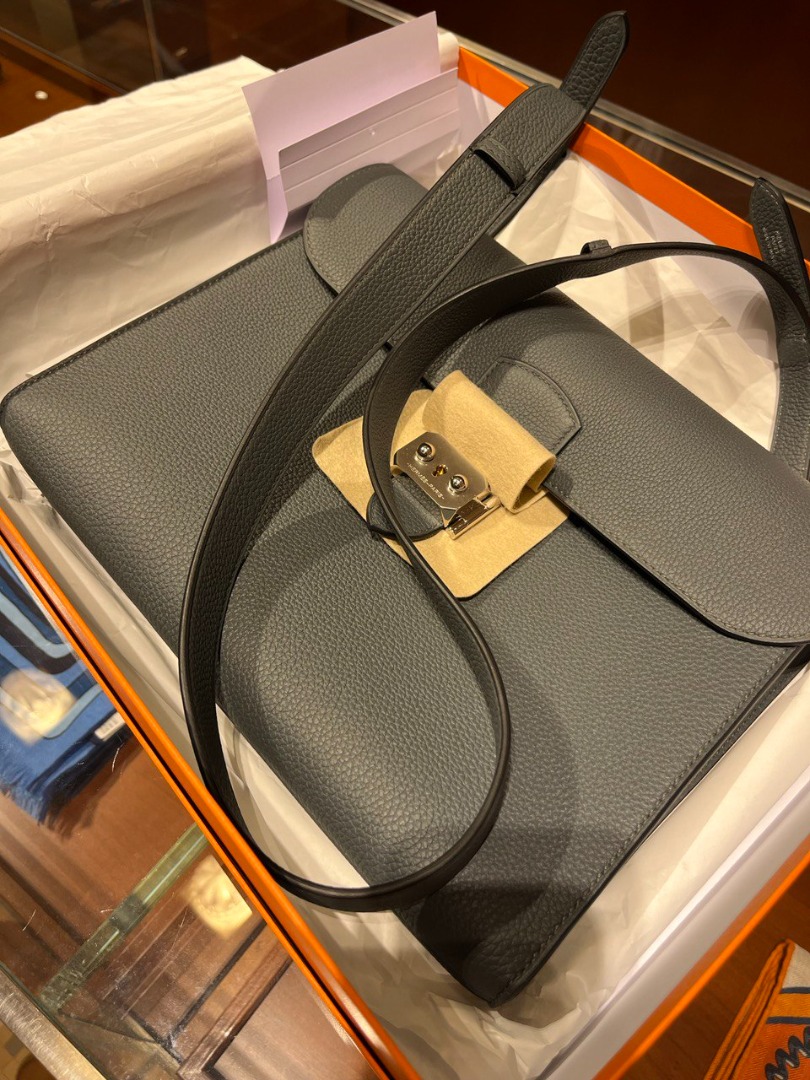 Hermes Briefcase SAC A Depeches 41, Luxury, Bags & Wallets on Carousell