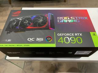 IN HAND ASUS ROG STRIX GeForce RTX 4090 OC Edition