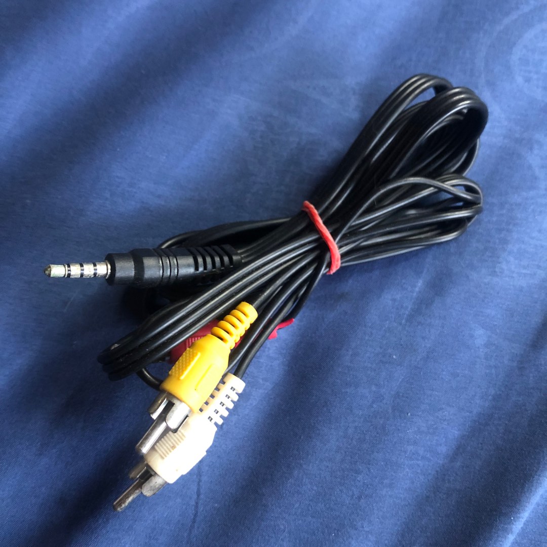 Kabel RCA to 3.5mm Jack Audio 3 warna, Elektronik, Bagian Komputer ...