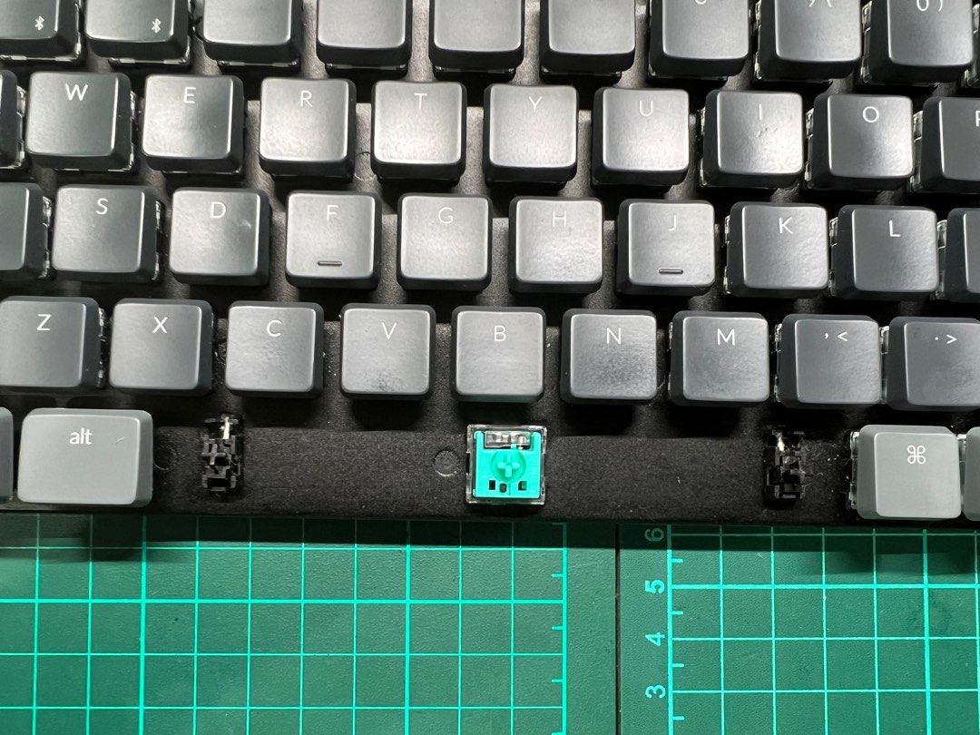 Keychron K3V2 with optical mint switch, Computers & Tech, Parts