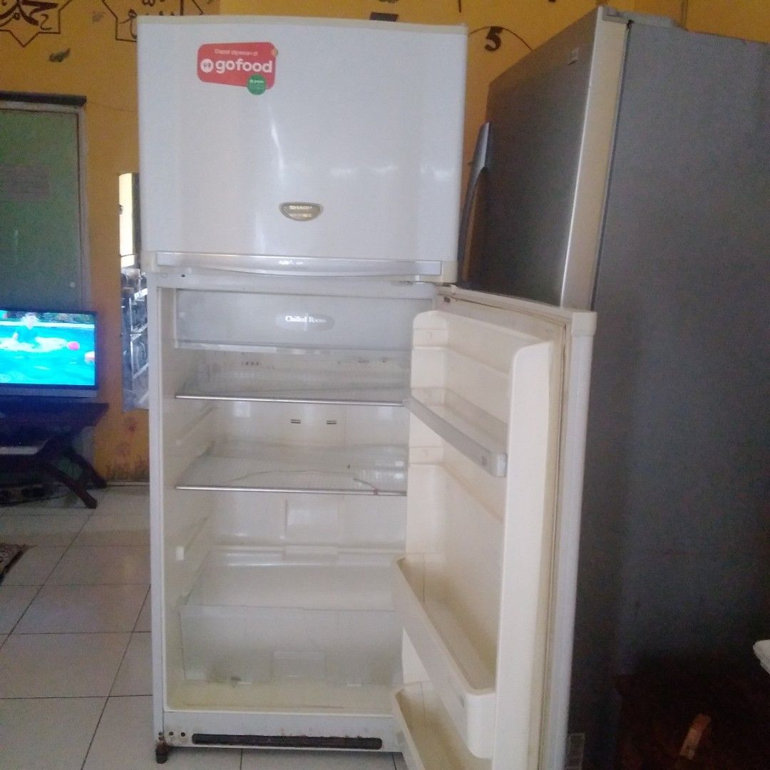 Kulkas Sharp 2 Pintu Jumbo murah, Kitchen & Appliances di Carousell