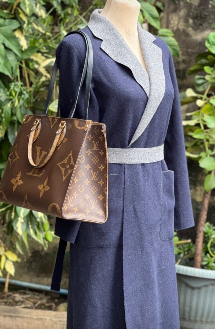Like New Louis Vuitton ON The GO MM (Category: Luxury Bags & Wallets) located in Taguig. Submitted by gcarlet1996 (Listing ID 1197087932, Image 2). Description: .