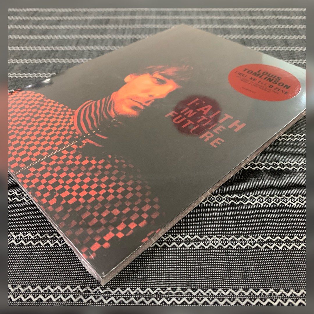 Louis Tomlinson - Faith In The Future [Deluxe CD Zine]