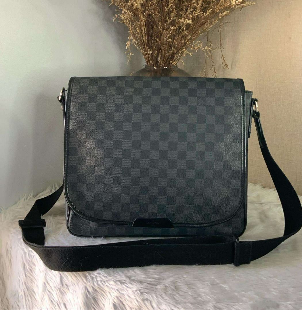 Louis Vuitton Messenger Bag, Luxury, Bags & Wallets on Carousell