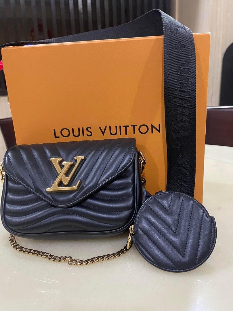 Louis Vuitton New Wave multi-pochette 2295.00 ❌sold
