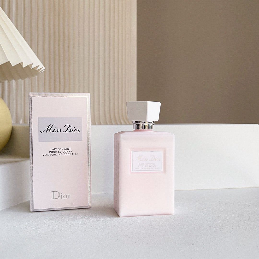 Miss Dior 香氛潤身體乳200mL, 美容＆化妝品, 沐浴＆身體護理, 沐浴及