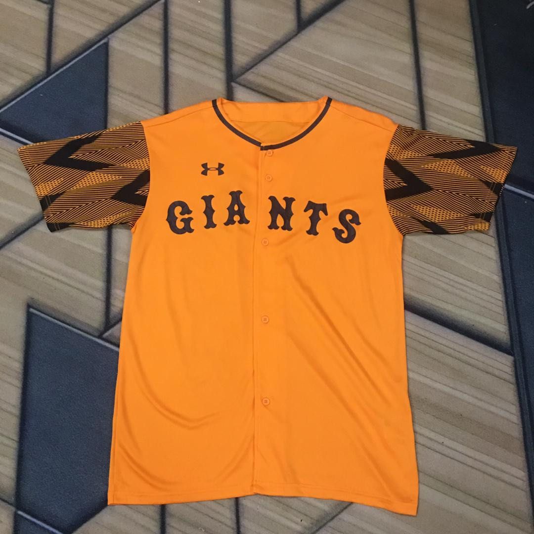 Yomiuri Giants Jersey, Men's Fashion, Activewear on Carousell