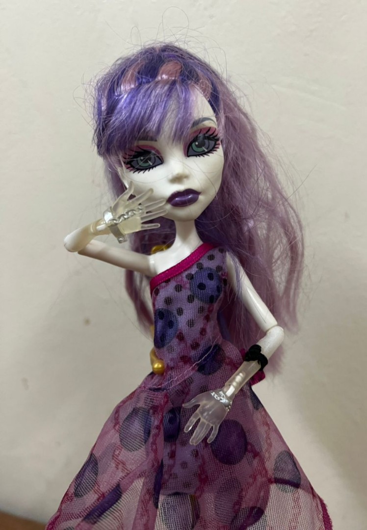 Monster High Dot Dead Gorgeous Spectra Vondergeist Doll