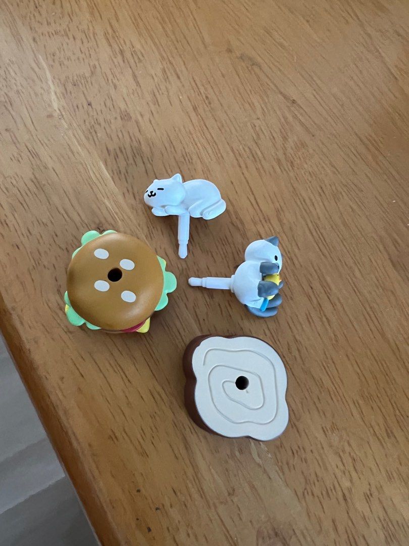 Neko Atsume Cat Figurine, Hobbies & Toys, Toys & Games on Carousell