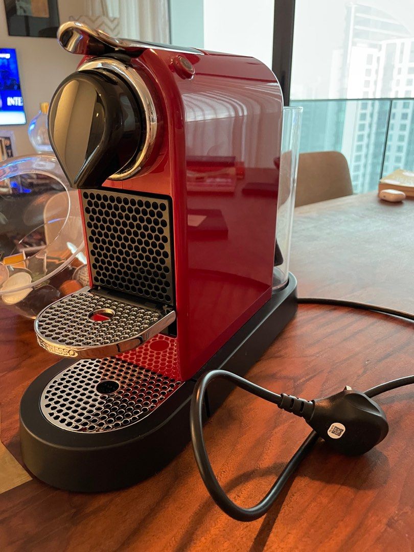 Nespresso Citiz and capsule container, TV & Home Appliances, Kitchen ...