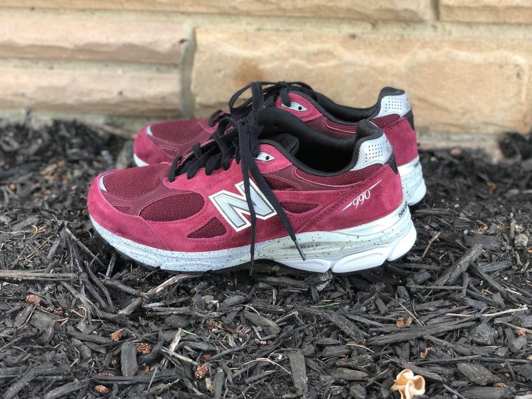 Burgundy new balance best sale 990v3