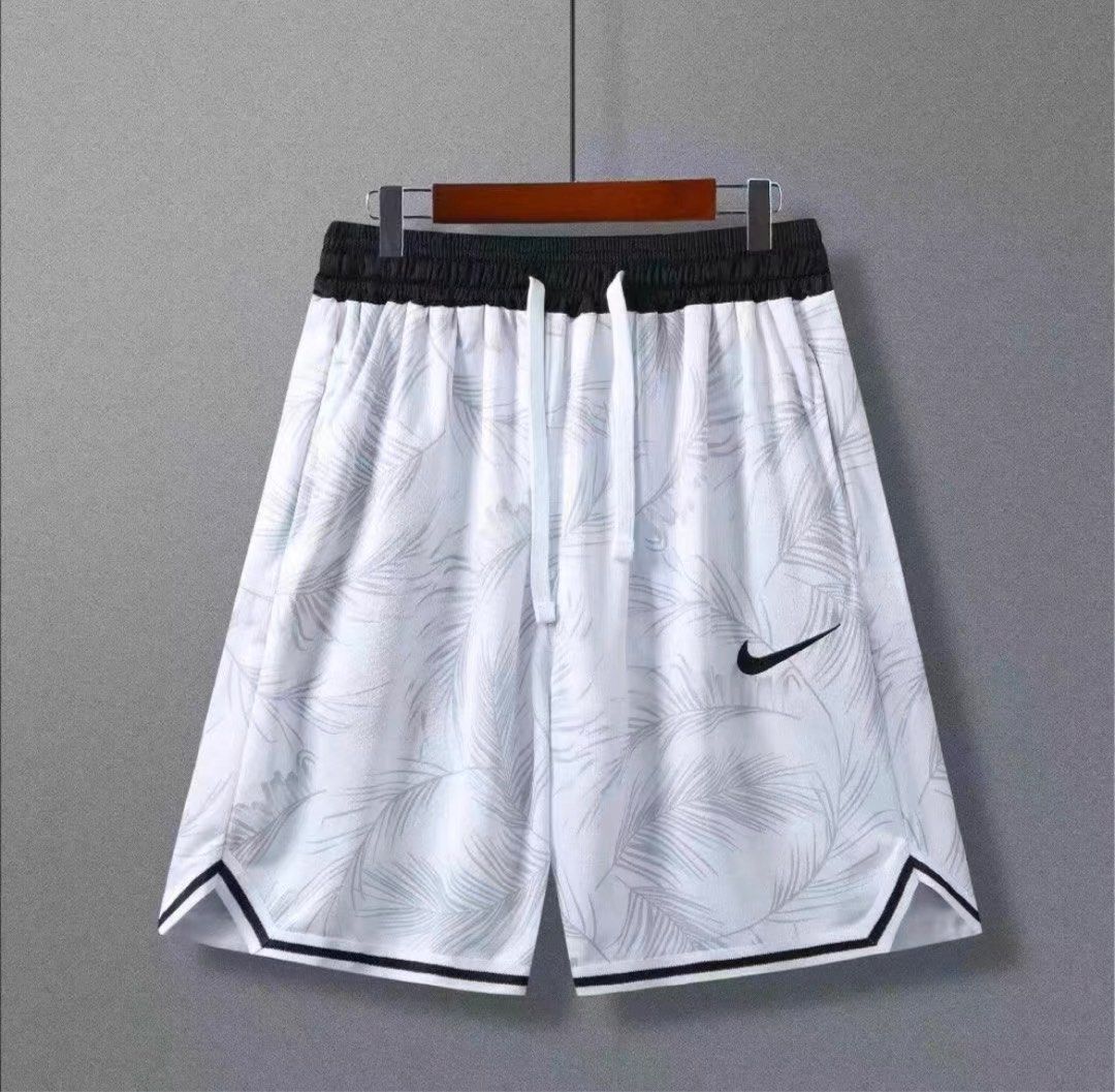 Nike basketball shorts Men s Fashion Bottoms Shorts on Carousell