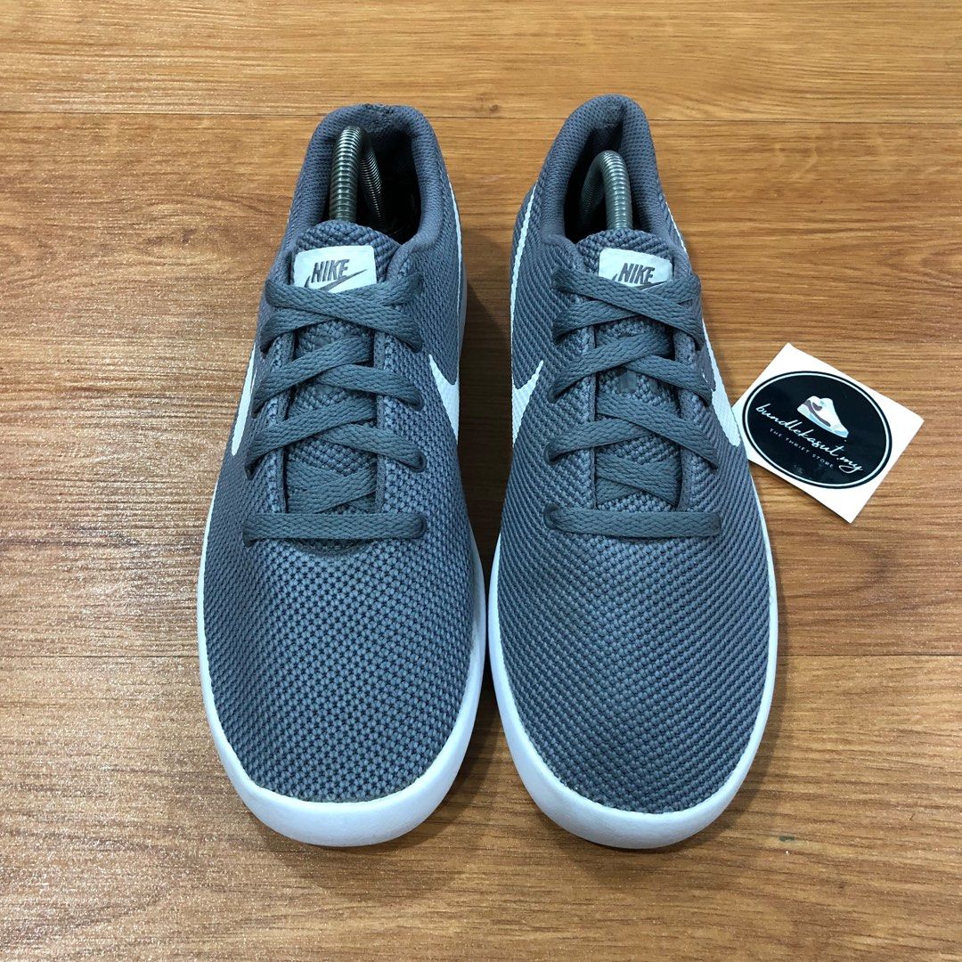 Nike essentialist 8uk