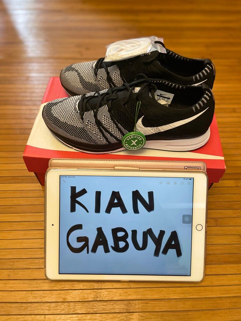 Nike flyknit trainer oreo 2018 on sale