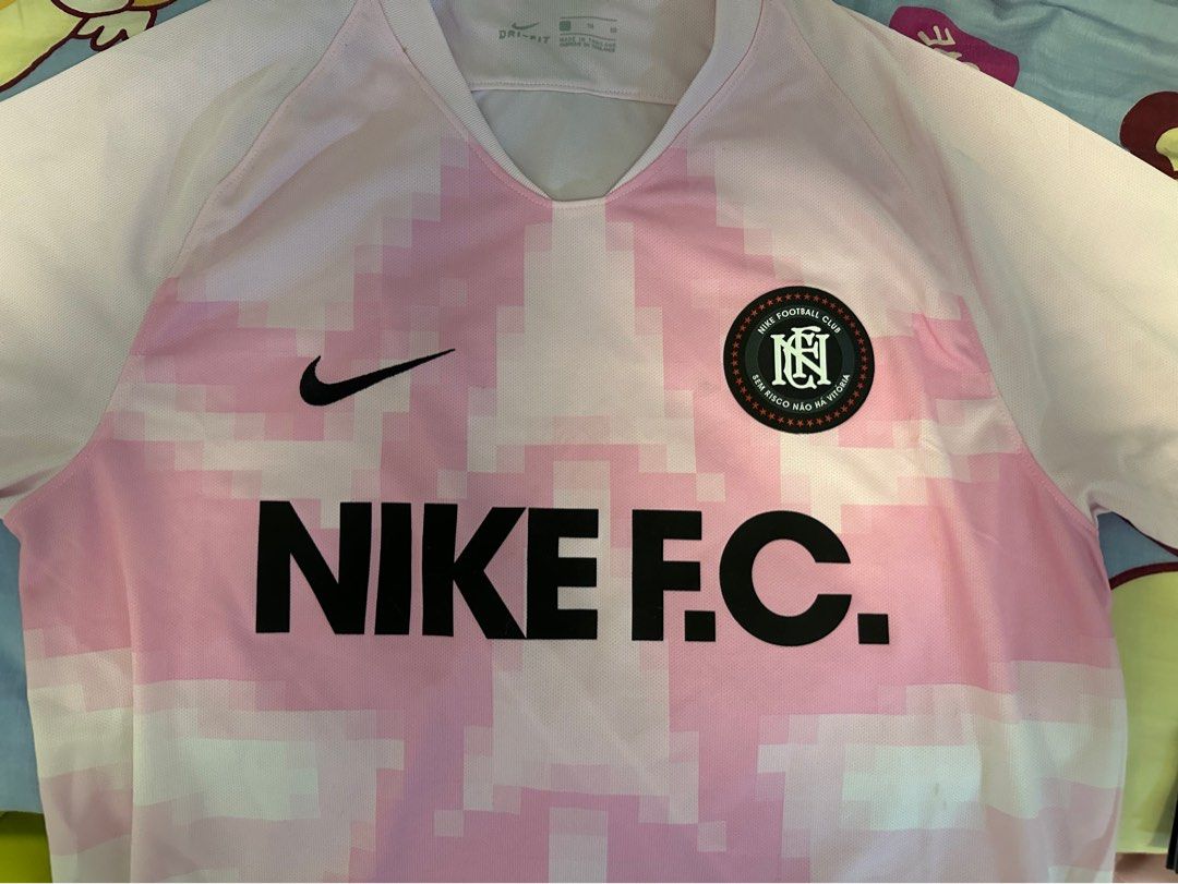 Nike fc deals jersey pink