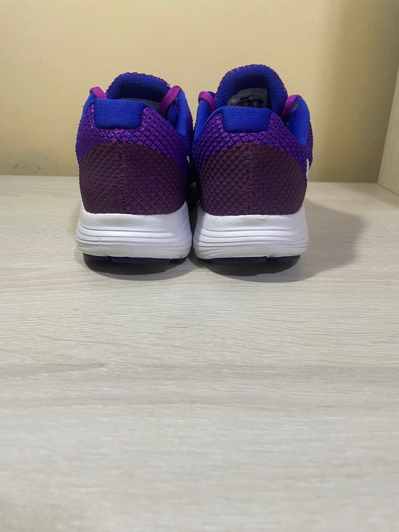 Nike revolution 3 womens purple top