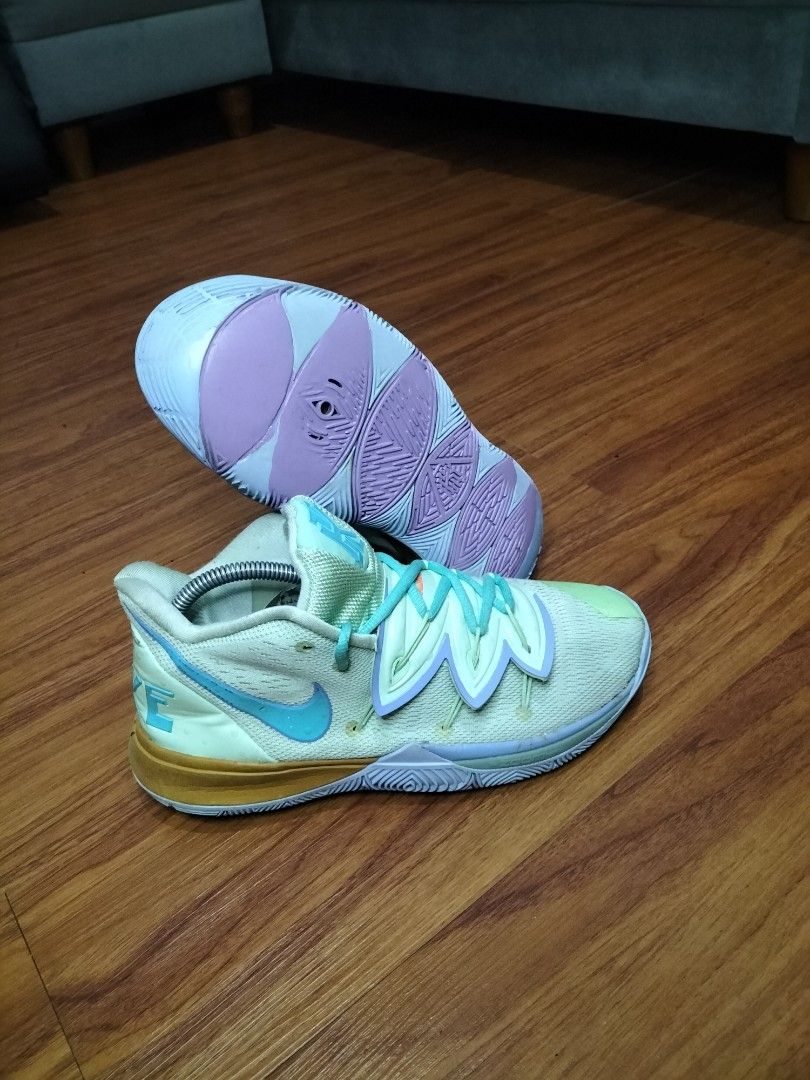 sepatu nike spongebob
