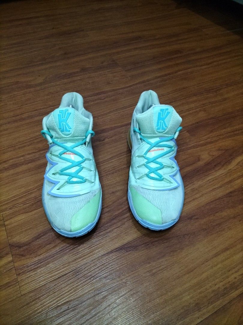 sepatu nike spongebob
