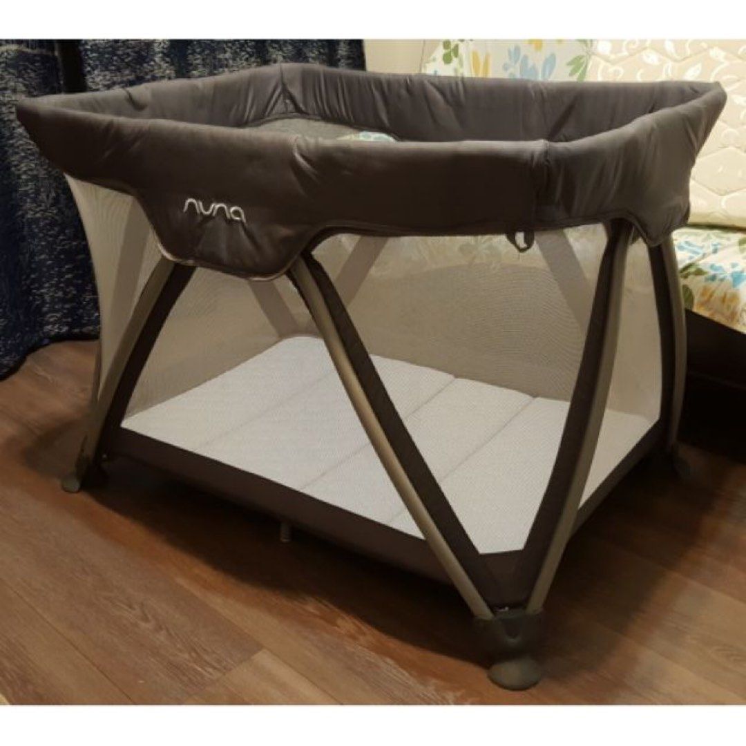 Nuna Sena travel cot & playpen, Babies & Kids, Baby Nursery & Kids
