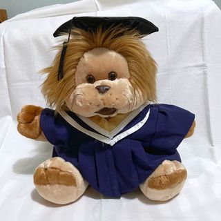NUS Graduation Lion