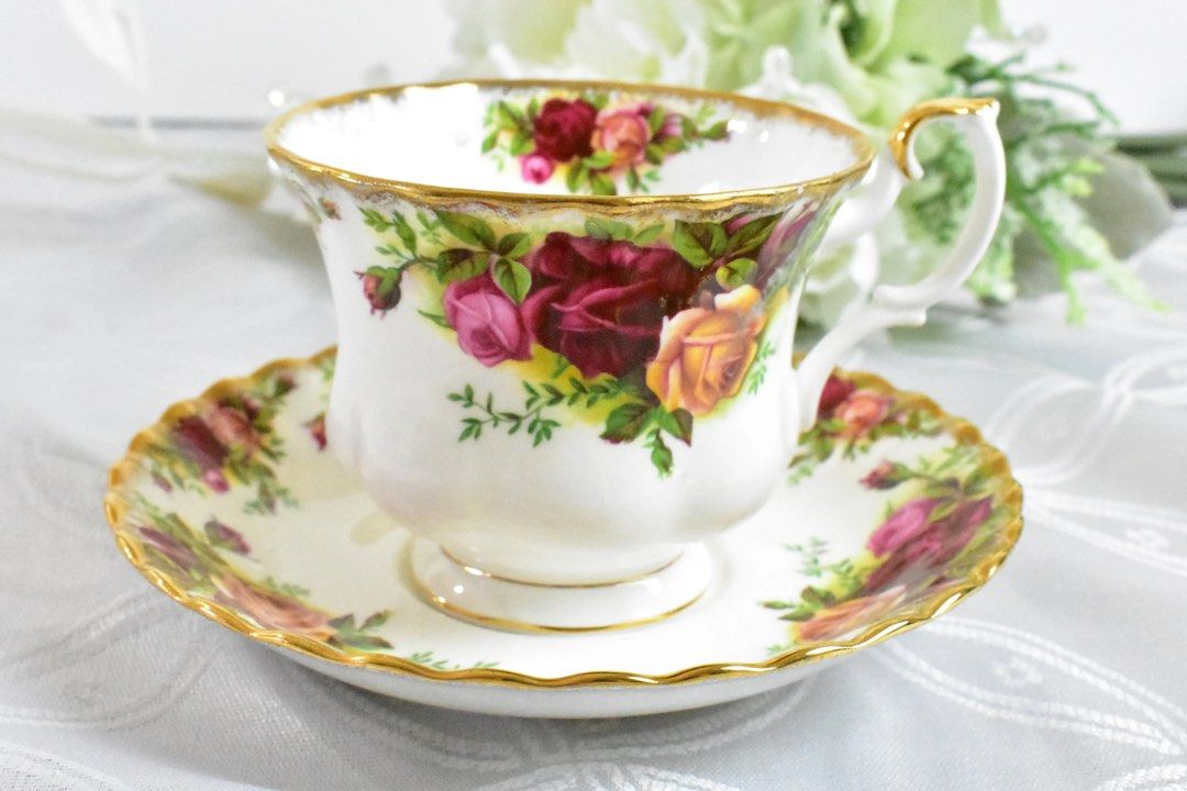 Royal Albert Old country roses teacup set Furniture Home Living Kitchenware Tableware Coffee Tea Tableware on Carousell