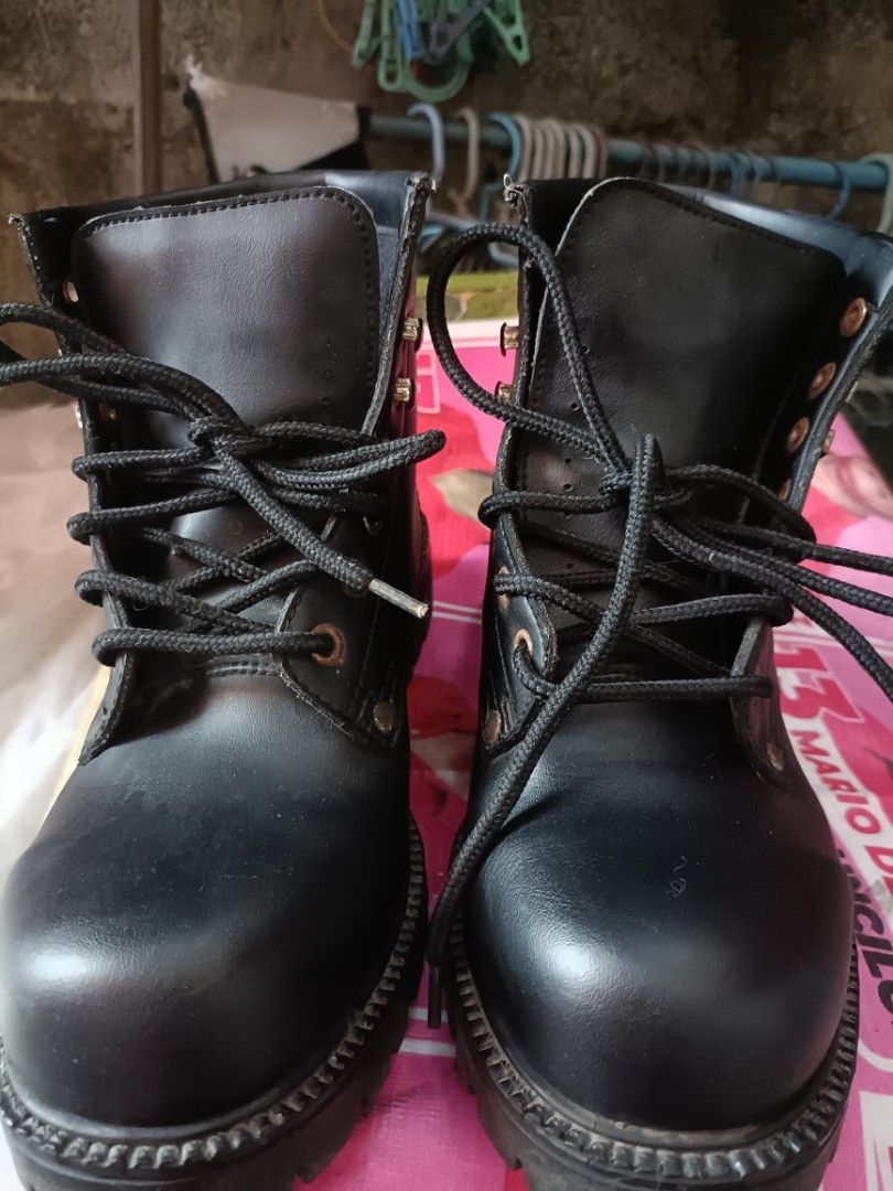 Rugged outback work boots hot sale