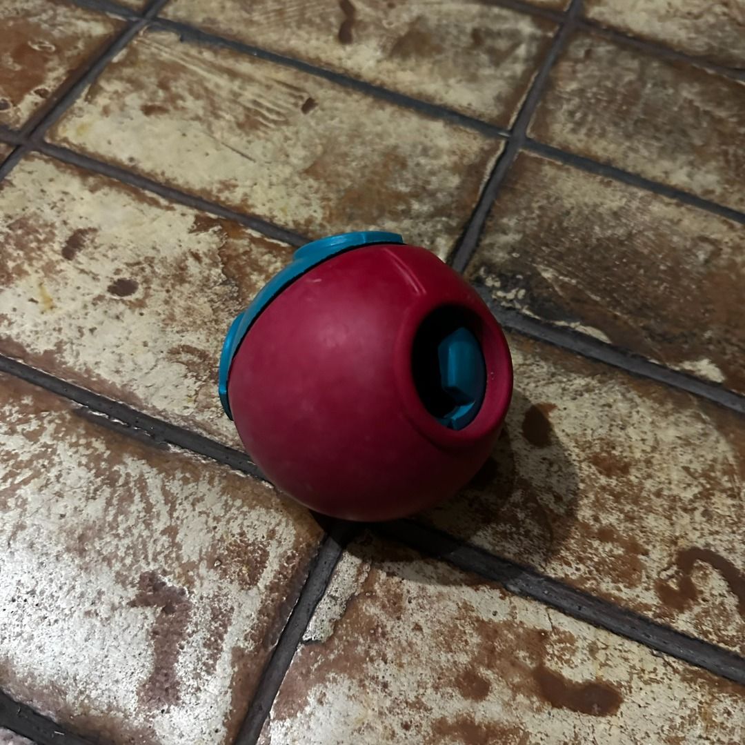 Petstages hotsell challenge ball