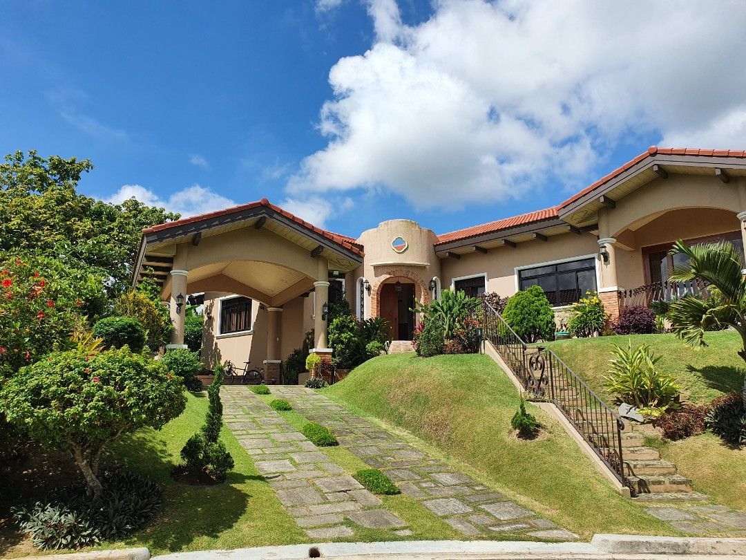 Ponderosa Leasure Farm, Property, For Sale, House & Lot on Carousell