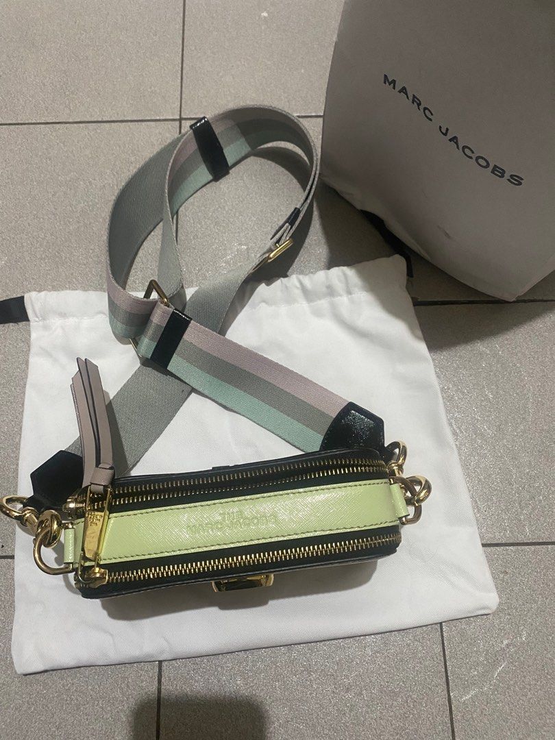 preloved Marc Jacobs snapshot camera bag lilac, Barang Mewah, Tas