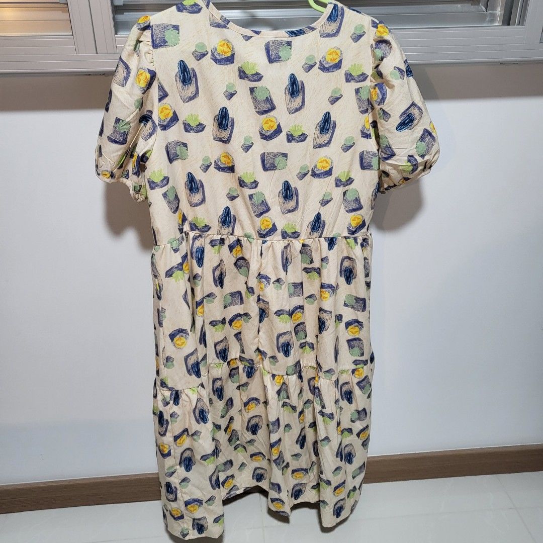 Printed pattern dress, Women's Fashion, Dresses & Sets, Dresses on